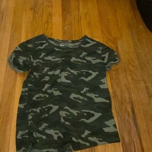 Camo Anne tee flowy